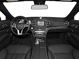Full Dash view of 2016 Mercedes-Benz SL