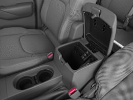 Center Storage Console view of 2016 Nissan Frontier