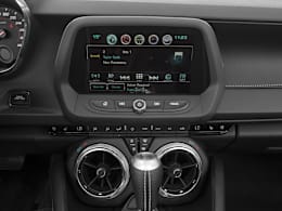 Stereo System view of 2017 Chevrolet Camaro