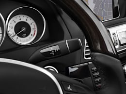 Gear Shift Feature view of 2017 Mercedes-Benz E-Class