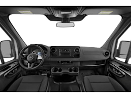 Full Dash view of 2019 Mercedes-Benz Sprinter
