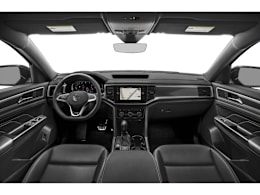 Full Dash view of 2022 Volkswagen Atlas Cross Sport