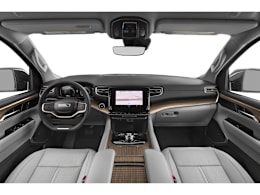 Full Dash view of 2023 Jeep Wagoneer