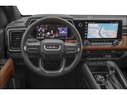 Drivers Dash view of 2025 GMC Canyon