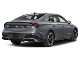 Rear 3/4, facing to the right view of 2025 Hyundai Sonata