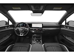 Full Dash view of 2025 Kia K5