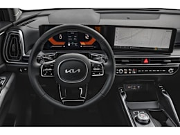 Drivers Dash view of 2025 Kia Sorento