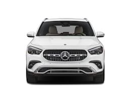 Front (full) view of 2025 Mercedes-Benz GLA
