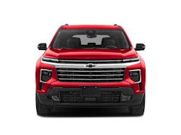 Front (full) view of 2026 Chevrolet Traverse