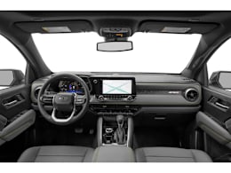 Full Dash view of 2026 Chevrolet Colorado
