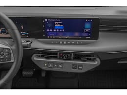 Stereo System view of 2026 Nissan Leaf