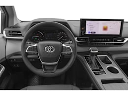 Drivers Dash view of 2026 Toyota Sienna