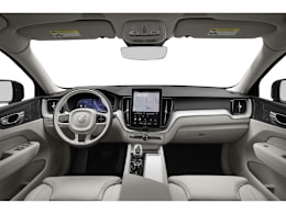Full Dash view of 2026 Volvo XC60 Plug-in Hybrid