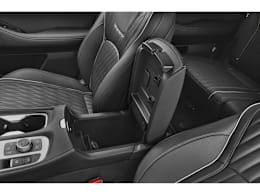 Center Storage Console view of 2027 Infiniti QX65