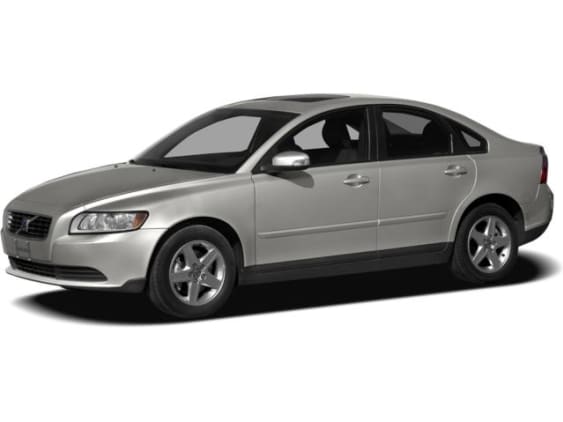 2000 Volvo V40 Specs, Price, MPG & Reviews