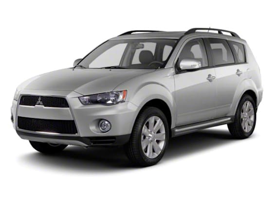 View 2011 Mitsubishi Outlander gallery