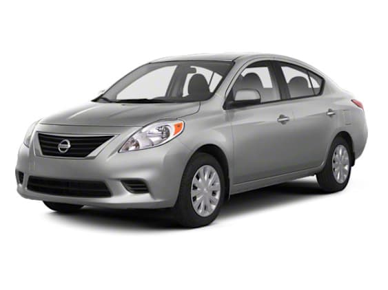 View 2013 Nissan Versa gallery