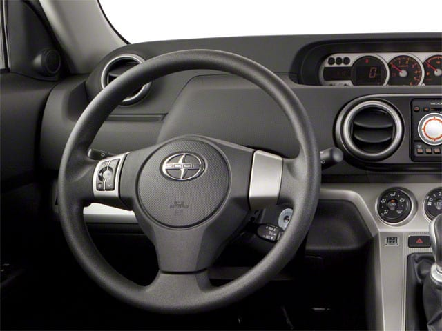 Scion xb салон