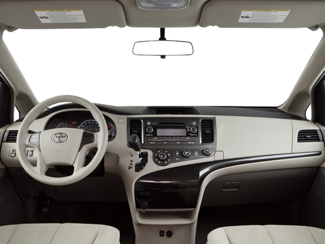 Toyota sienna магнитола