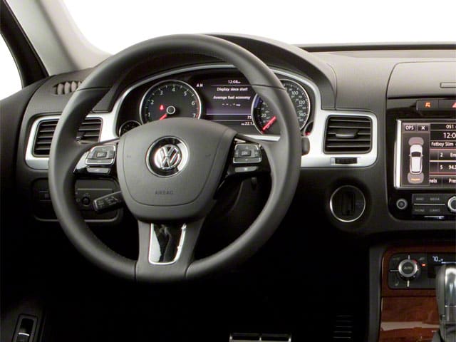 Volkswagen touareg салон