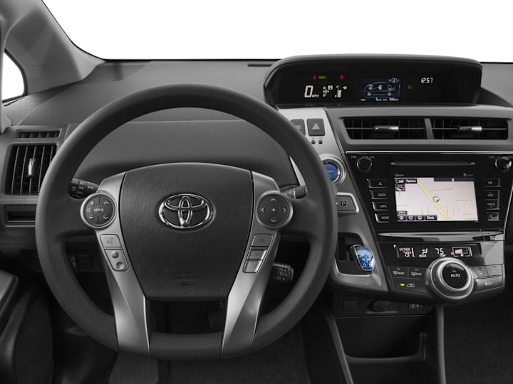 17 Toyota Prius V Reviews Ratings Prices Consumer Reports
