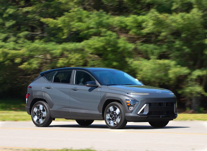 Photos & Video: 2024 Hyundai Kona Photos & Video - Consumer Reports