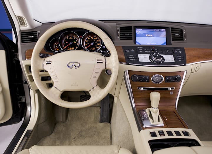 2005 Infiniti M Road Test Report - Consumer Reports