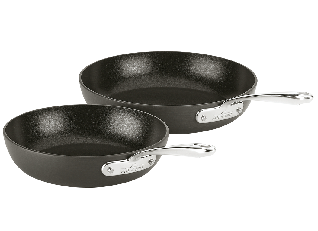 https://crdms.images.consumerreports.org/prod/products/cr/models/404517-frying-pans-nonstick-all-clad-essentials-10022924.png