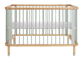 Nestig Candy Cloud Convertible Crib